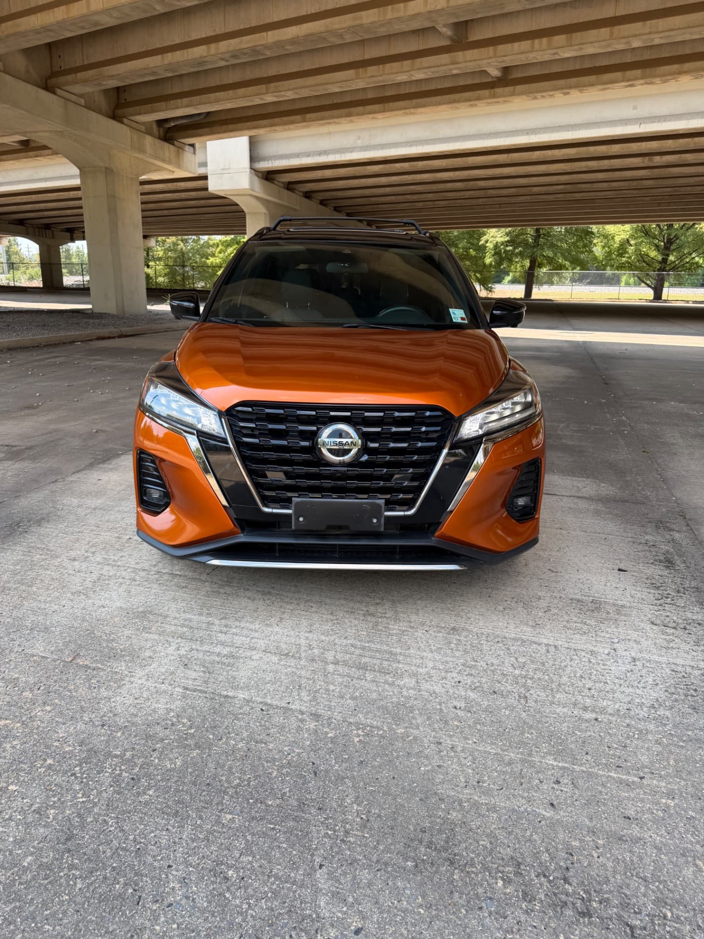 2021 NISSAN Kicks SR — photo 3