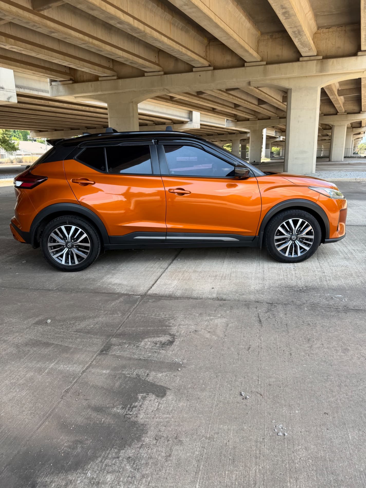2021 NISSAN Kicks SR — photo 8
