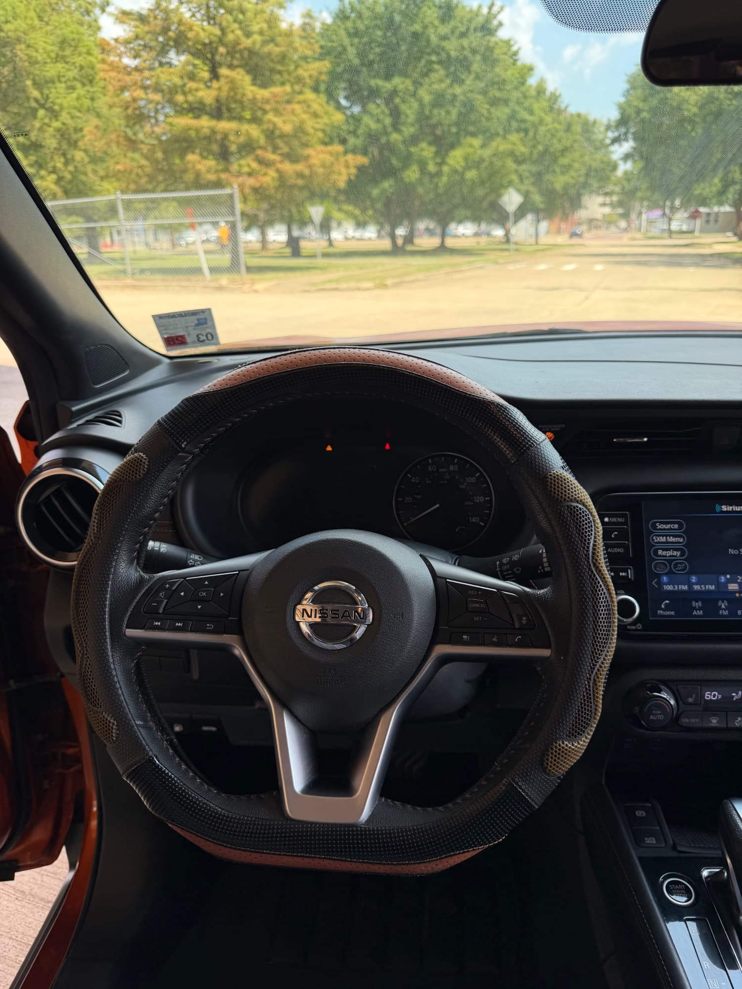 2021 NISSAN Kicks SR — photo 18