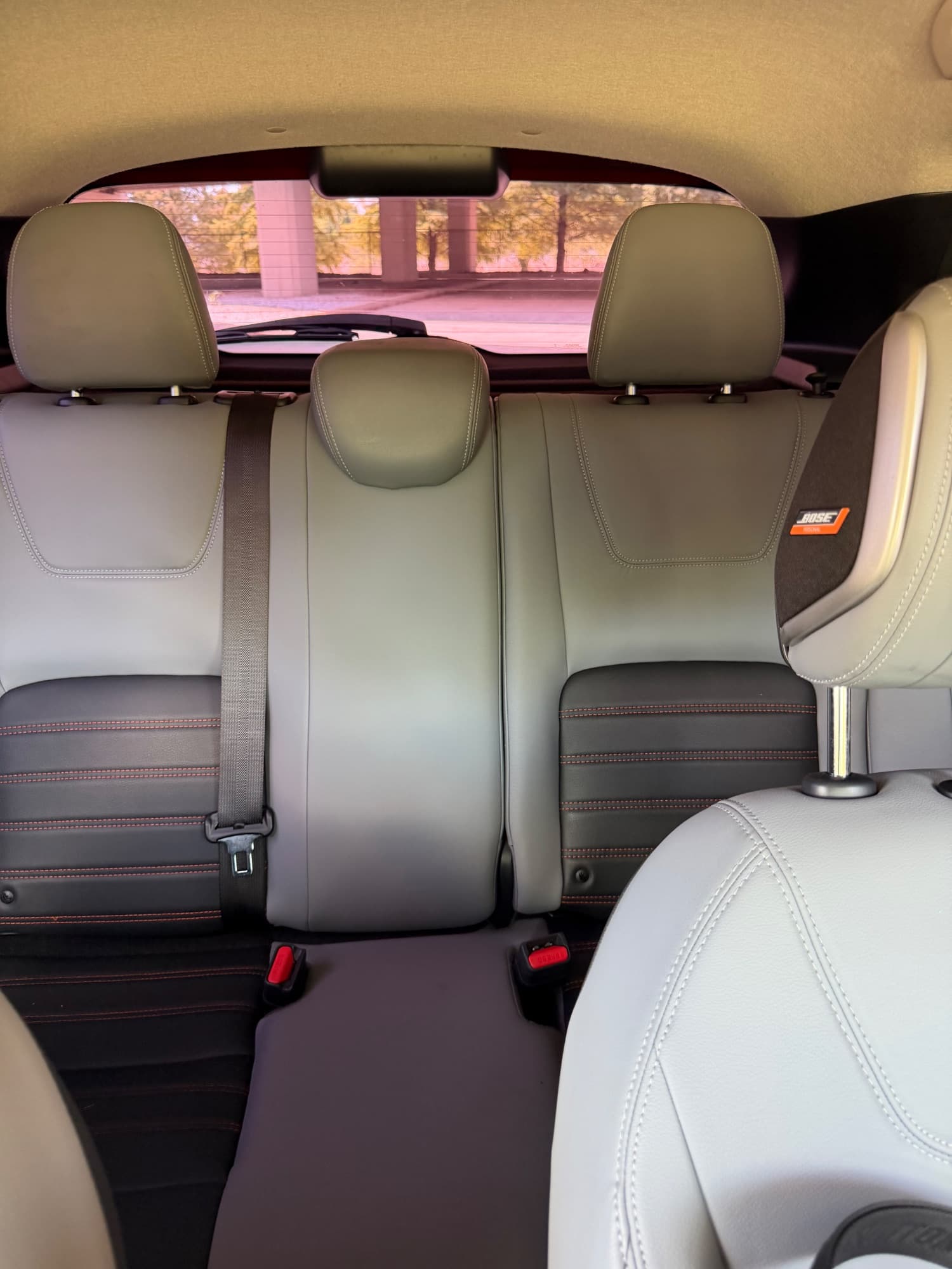 2021 NISSAN Kicks SR — photo 19